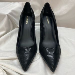 NEW le Chateau Shimmery Pointed Toe High Heel Pump Shoes Size 9 Black.